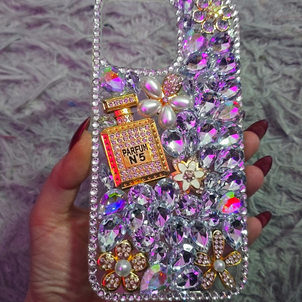 Unbranded Beautiful Parfum No.5 Unbranded iPhone 14 Pro Max(NEW)(2)(PRICE FOR 1) - Picture 4 of 4